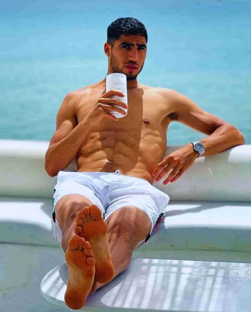 Achraf Hakimi Biography Net Worth, Age, Wife, Height, Weight & More